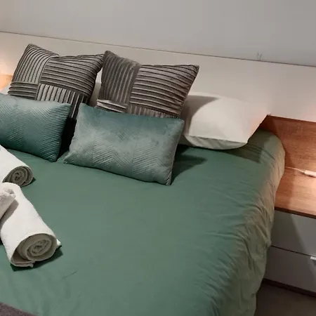 Appartement Parking Y Piscina Incluido Cordoue